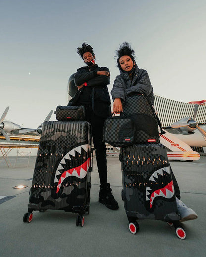 3AM SHARKNAUTICS 29.5” FULL-SIZE LUGGAGE | Sprayground Value