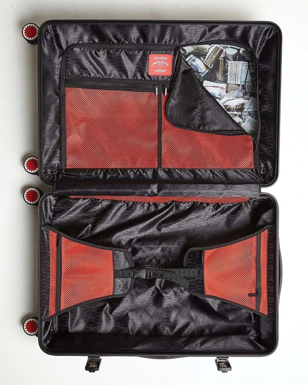 JUNGLE PARIS 29.5” FULL-SIZE SHARKITECTURE LUGGAGE | Sprayground Quality