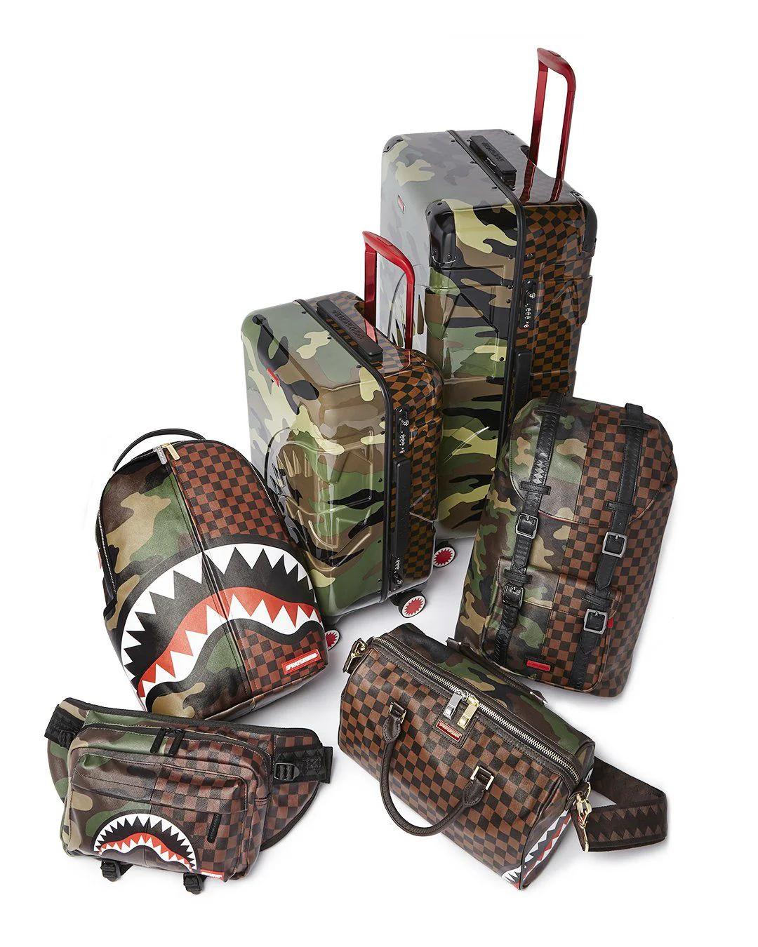 JUNGLE PARIS 29.5” FULL-SIZE SHARKITECTURE LUGGAGE | Sprayground Quality