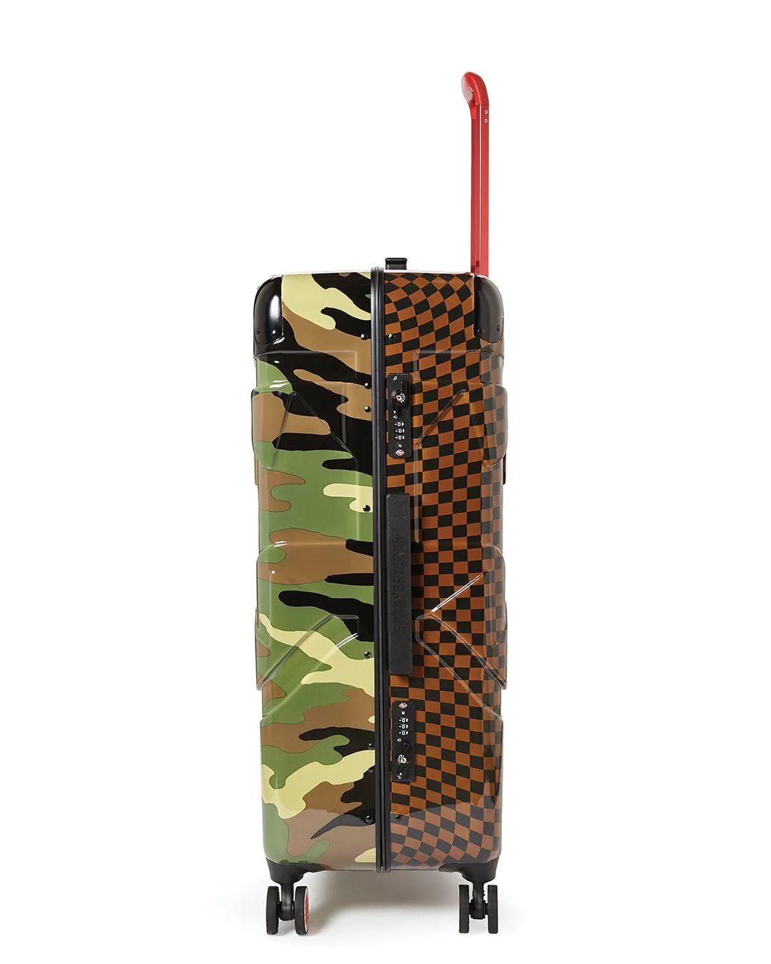 JUNGLE PARIS 29.5” FULL-SIZE SHARKITECTURE LUGGAGE | Sprayground Quality