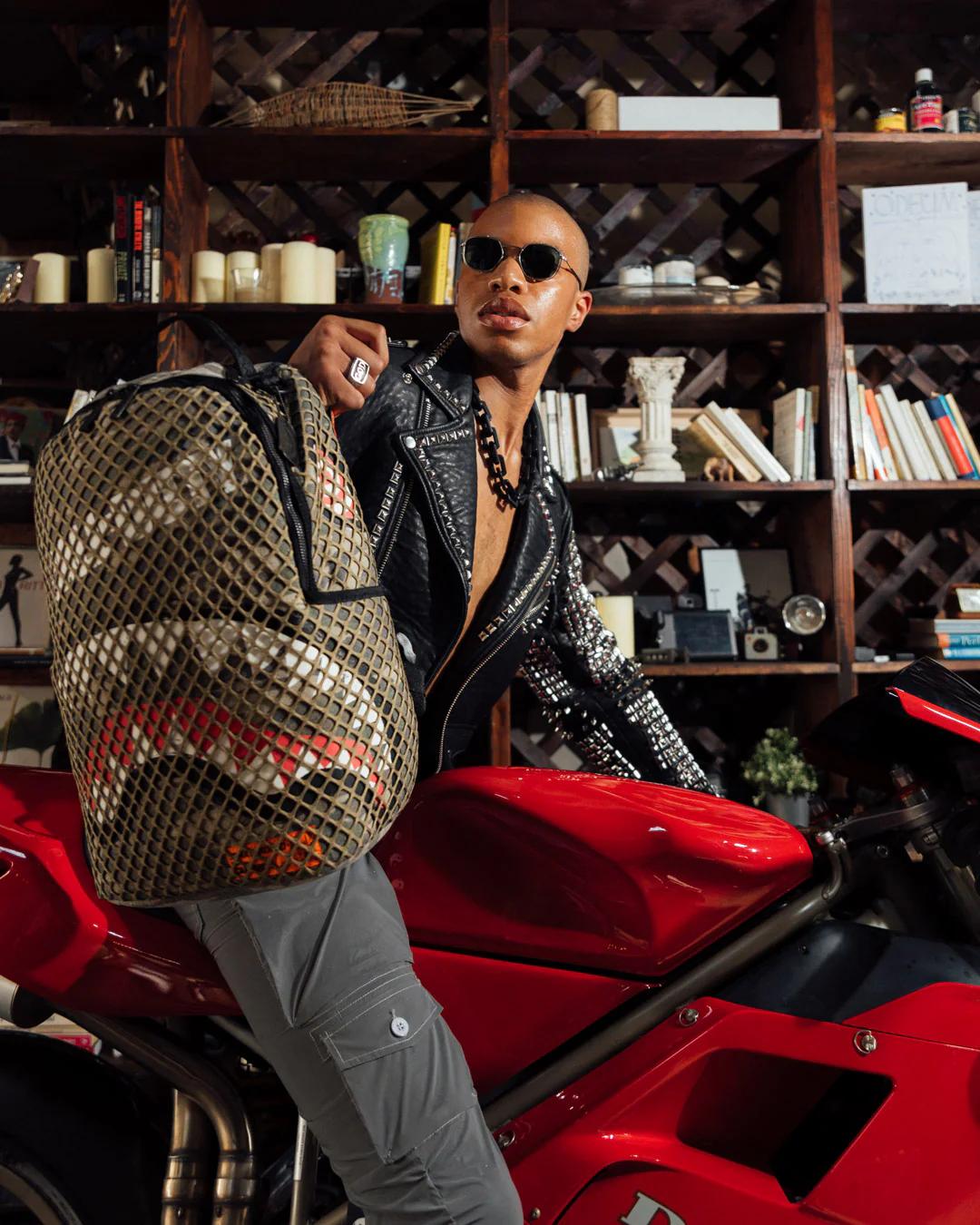 CALL OF DUTY SECRET MISSION BACKPACK | Sprayground Essential