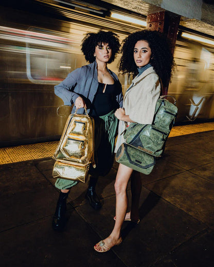 DUNE FREMKIT BACKPACK + CROSSBODY (DESERT SPICE) | Sprayground Trending