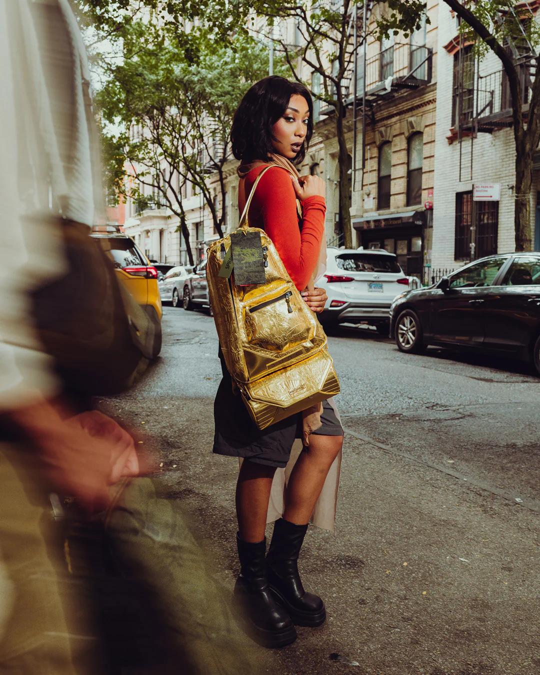 DUNE FREMKIT BACKPACK + CROSSBODY (DESERT SPICE) | Sprayground Trending