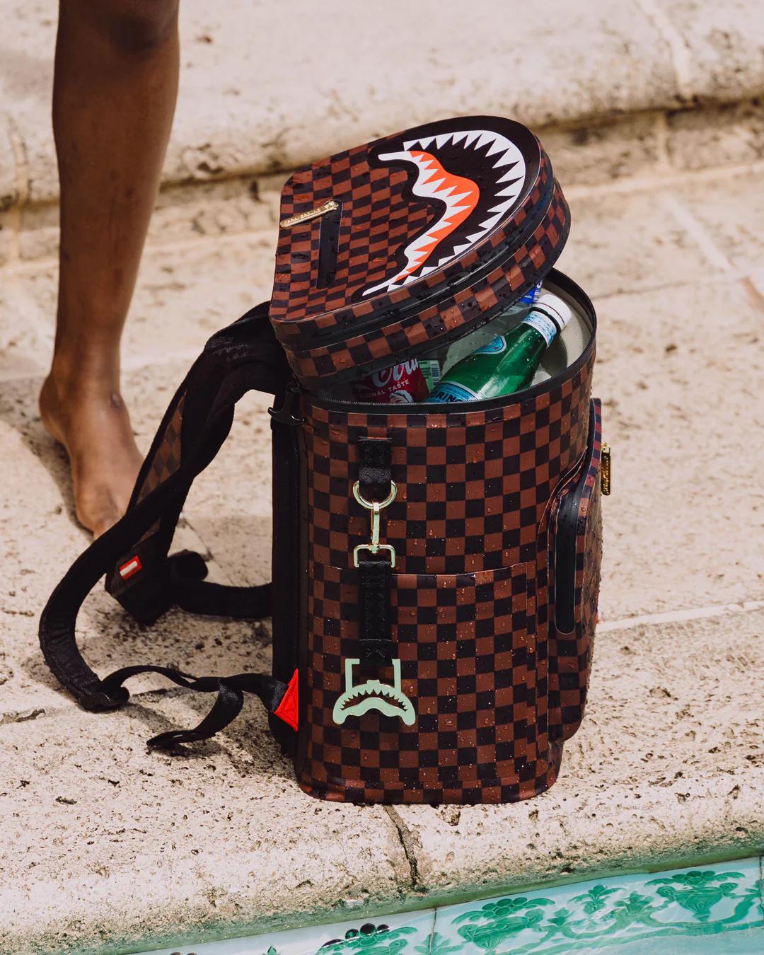 SHARK COOLER BACKPACK | Sprayground Classic