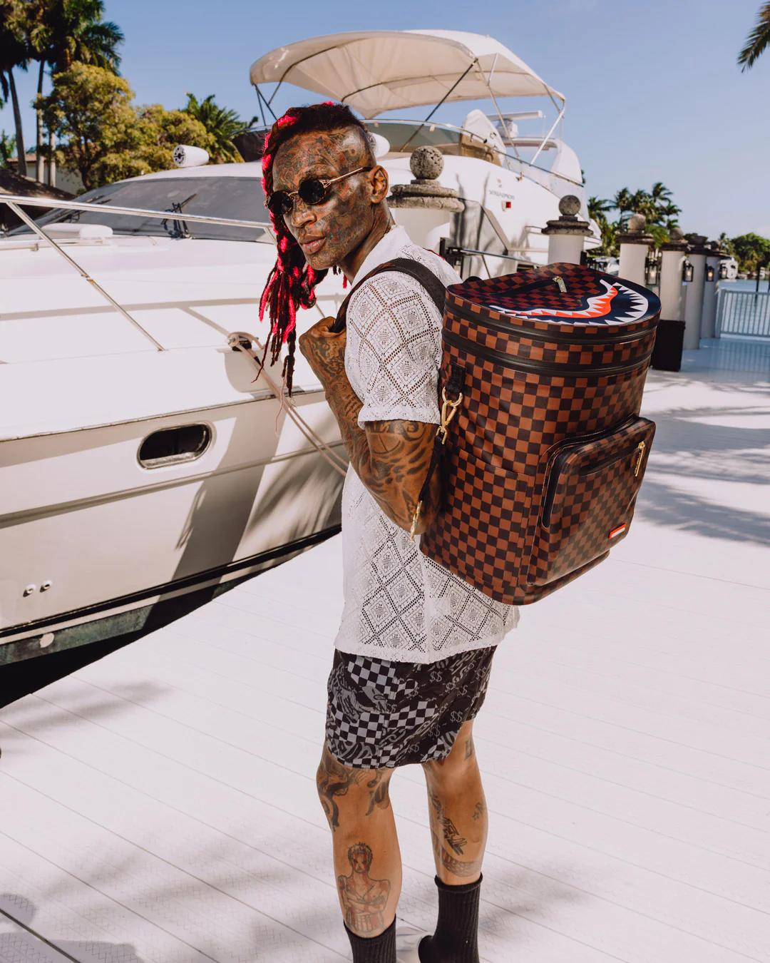 SHARK COOLER BACKPACK | Sprayground Classic