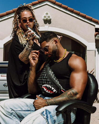 SHARKS IN PARIS THUNDERDRIP SAVVY CROSSBODY | Sprayground Everyday