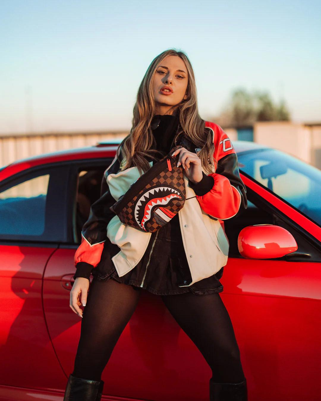 SHARKS IN PARIS GT SAVVY CROSSBODY | Sprayground Classic