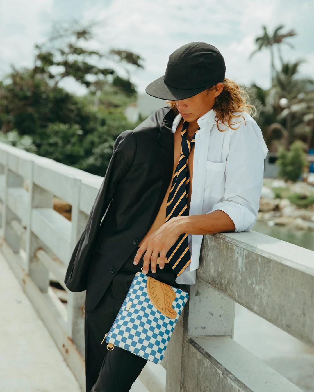 NEW SHARK YACHT CLUB CROSSOVER CLUTCH | Sprayground Exclusive