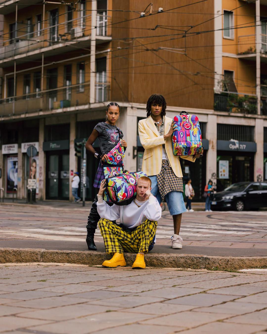 MIND TRIP 2 CROSSOVER CLUTCH | Sprayground Great Value