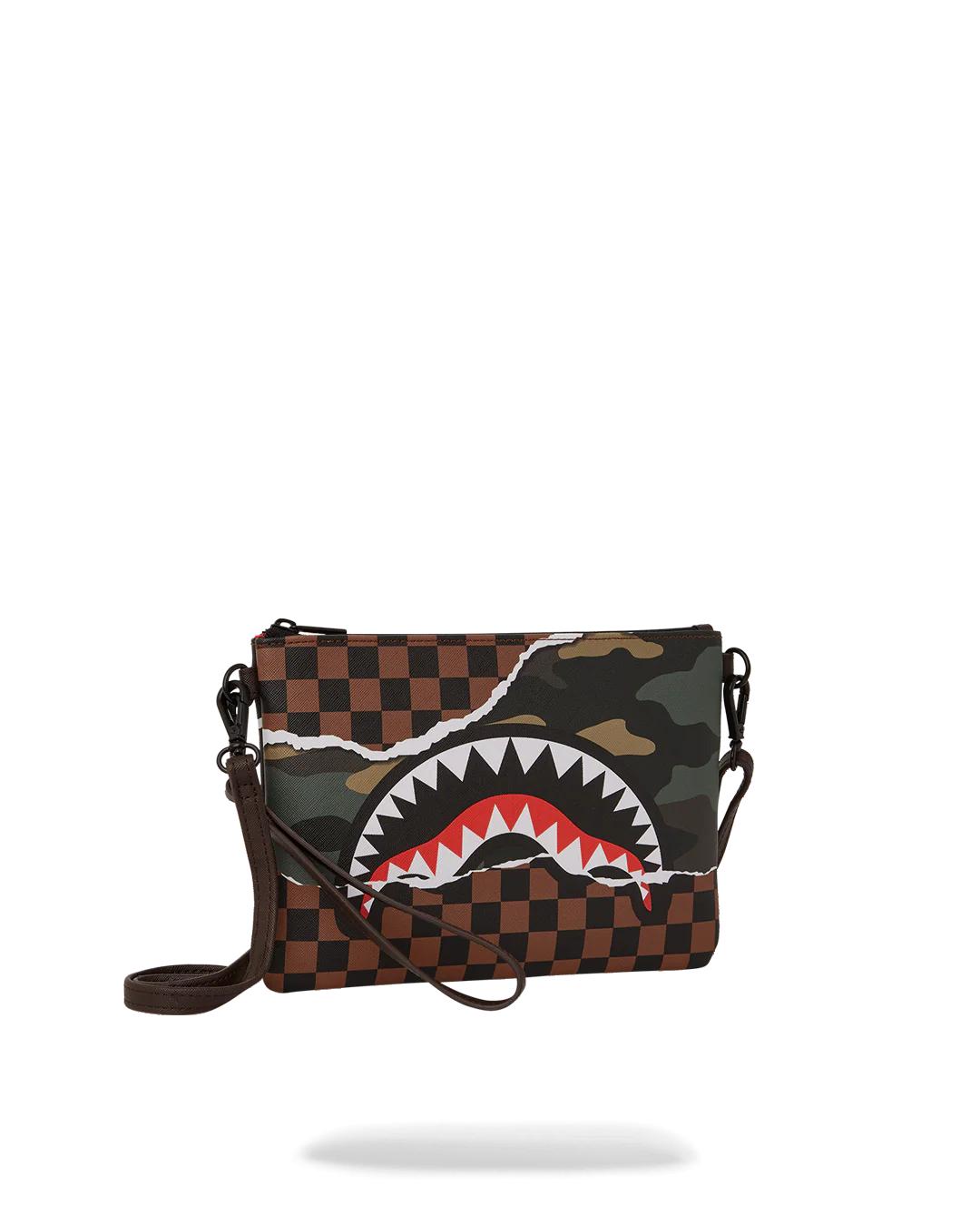 UNSTOPPABLE ENDEAVORS III CROSSOVER CLUTCH | Sprayground Essential