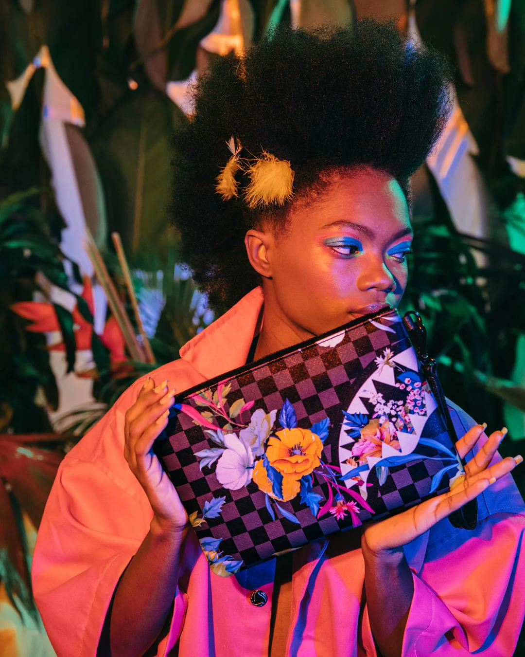 GALA AFTER PARTY CROSS-OVER CLUTCH | Sprayground New