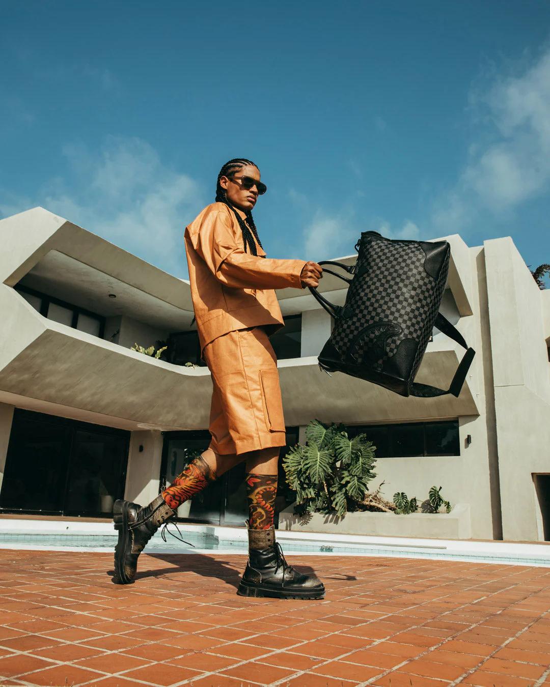 MIDNIGHT CHATEAU PYRAMID DUFFLE | Sprayground Best Seller