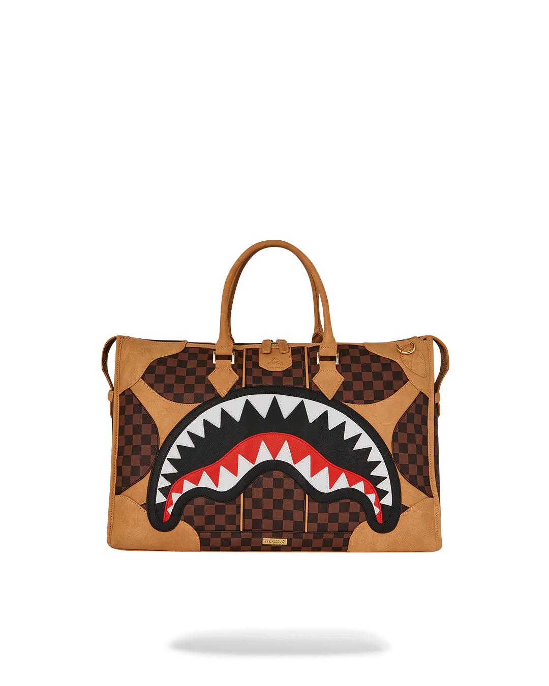HENNYVILLE PYRAMID DUFFLE | Sprayground Premium