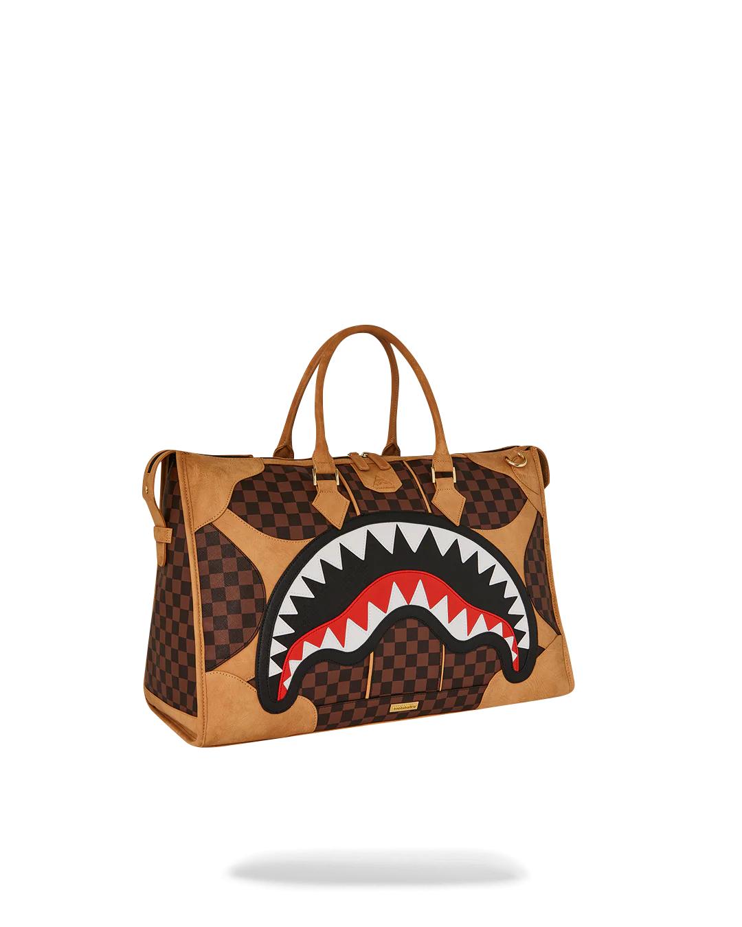HENNYVILLE PYRAMID DUFFLE | Sprayground Premium