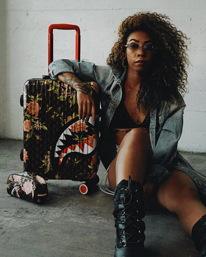 SHARKFLOWER POUCH | Sprayground Latest