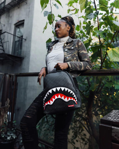 SPRAYGATTI REVV SAVAGE | Sprayground Trending