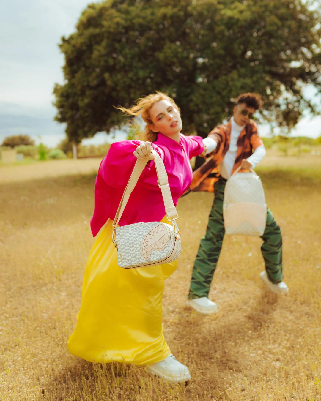 CRÈME DE LA CRÈME BACKPACK SLING | Sprayground Premium