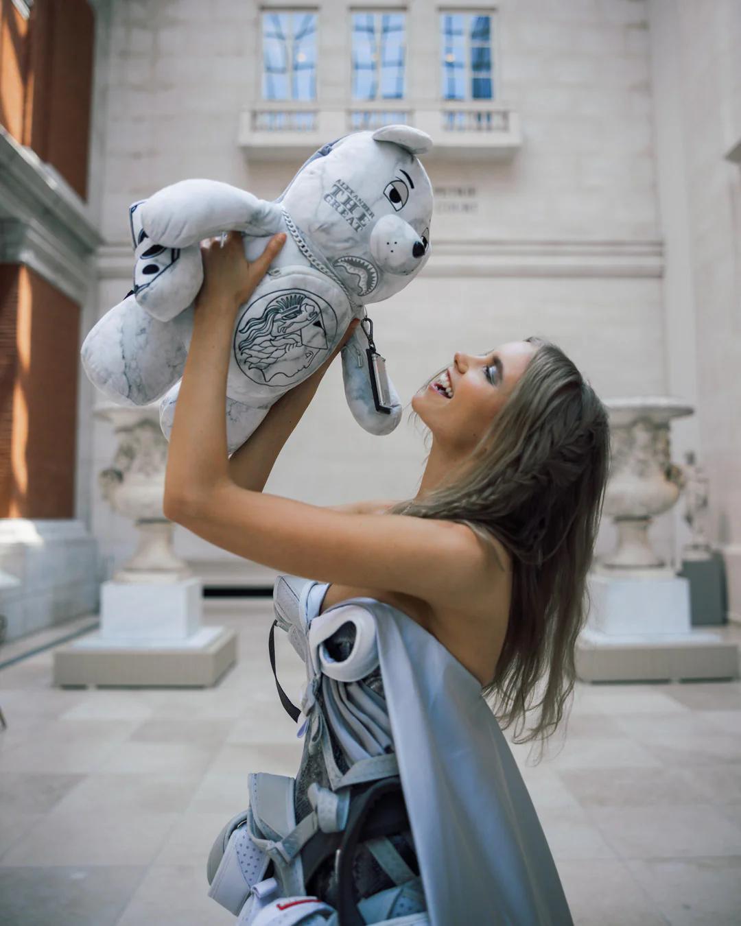 THE MET ALEXANDER THE GREAT MACEDONIAN TEDDYBEAR BACKPACK | Sprayground Everyday