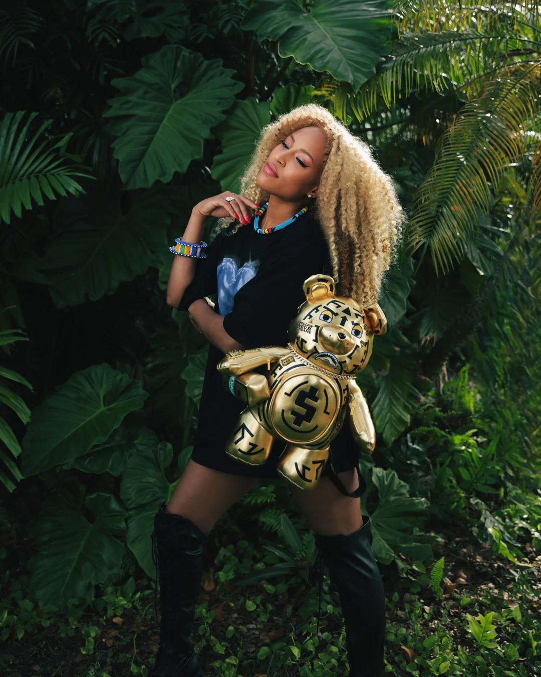 A.I.8 AFRICAN INTELLIGENCE PATH TO THE FUTURE II MEDIUM MONEYBEAR TEDD | Sprayground Signature