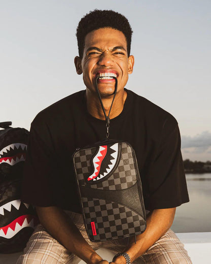 HENNY AIIR TO THE THRONE TOILETRY BAG | Sprayground Recommended