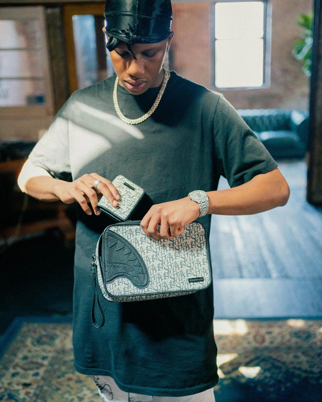 SG ALL DAY TOILETRY BAG | Sprayground Exclusive