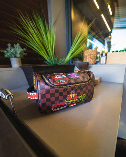 GLOBAL MOGUL TOILETRY BAG | Sprayground Classic