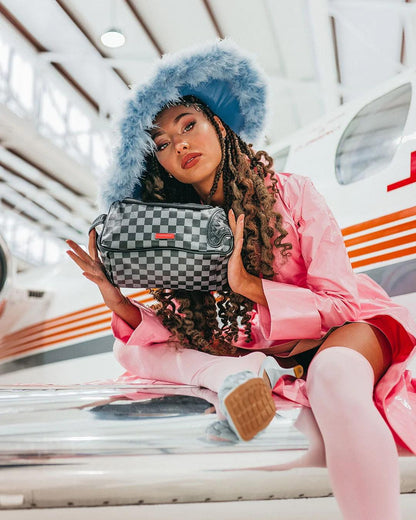 HENNY BLACK TOILETRY BAG | Sprayground Quality