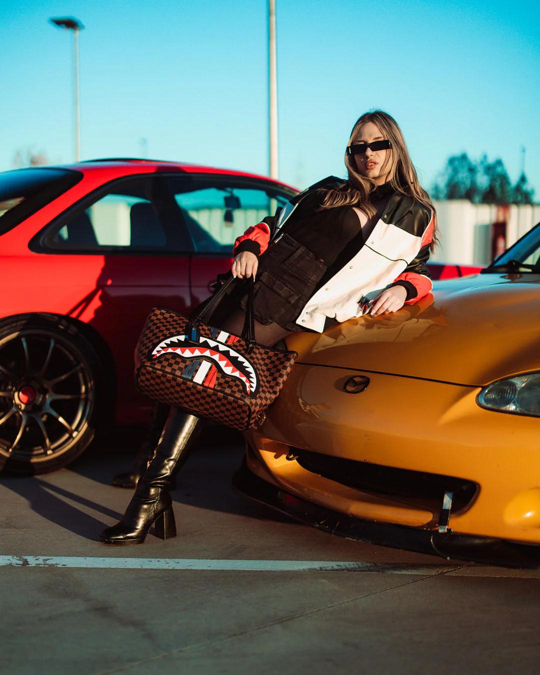 SHARKS IN PARIS GT TOTE | Sprayground Trending