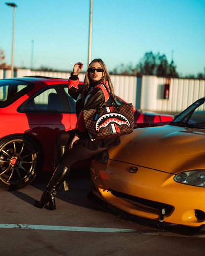 SHARKS IN PARIS GT TOTE | Sprayground Trending