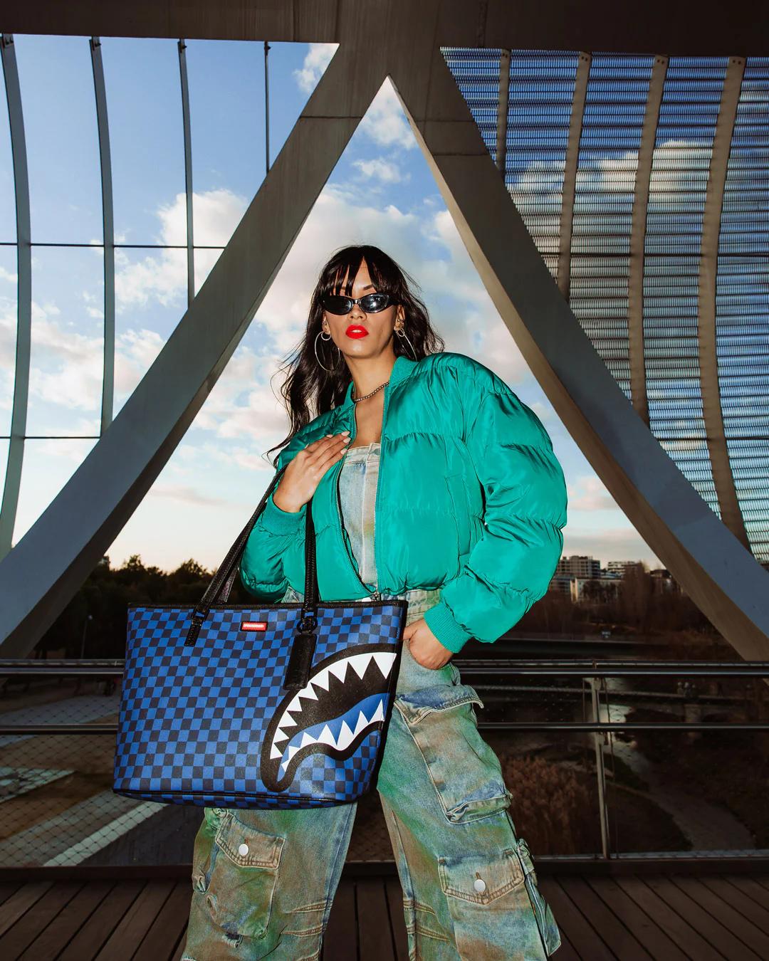 MIDNIGHT MAGIC SHARKS IN PARIS TOTE | Sprayground Classic