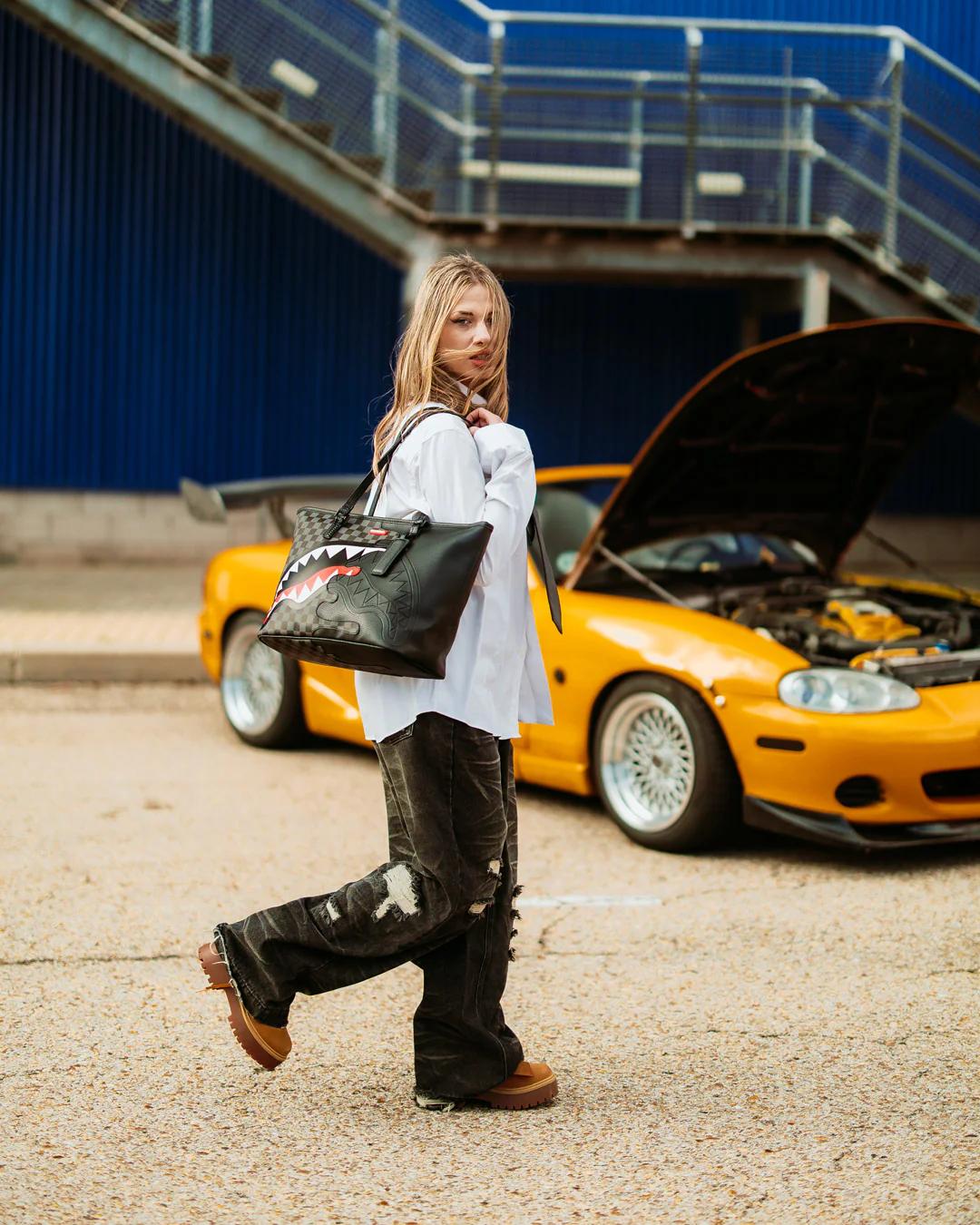 SPEED SHARK SIDE SWIPE TOTE | Sprayground Value