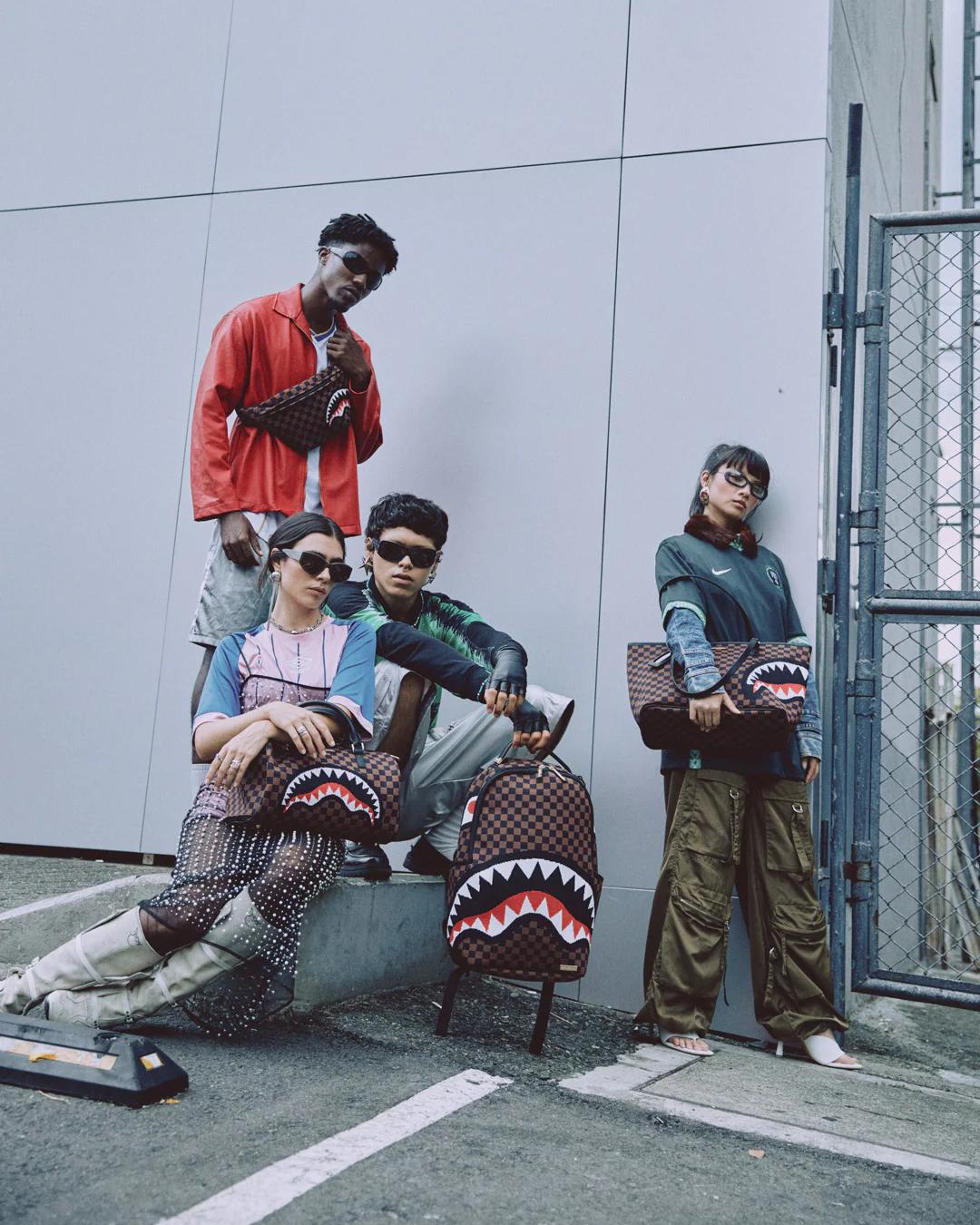 KYOTOKNIT SHARKS IN PARIS TOTE | Sprayground Popular