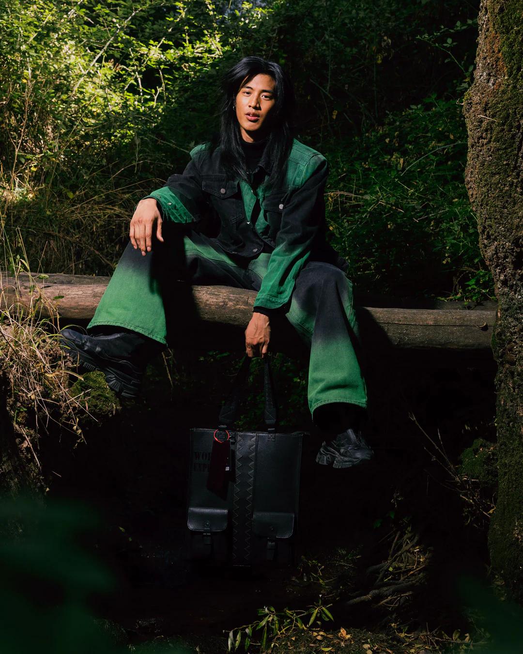 WORLD EXPLORER ENTREPRENEUR CARGO TOTE | Sprayground Exclusive