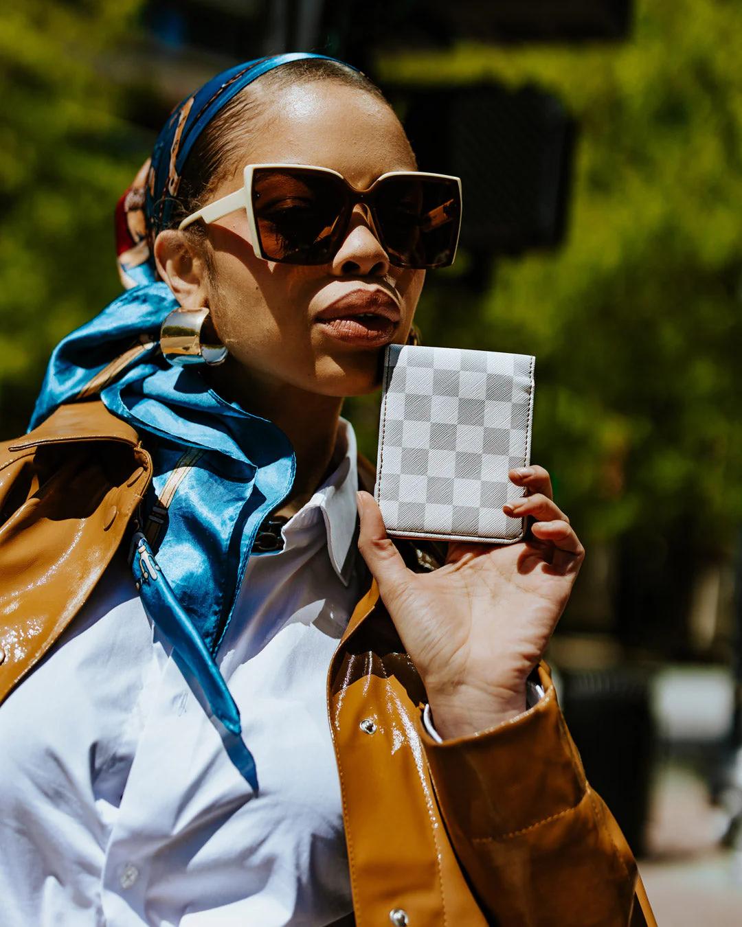 HENNY LATTE ELASTIC BI-FOLD WALLET | Sprayground Exclusive