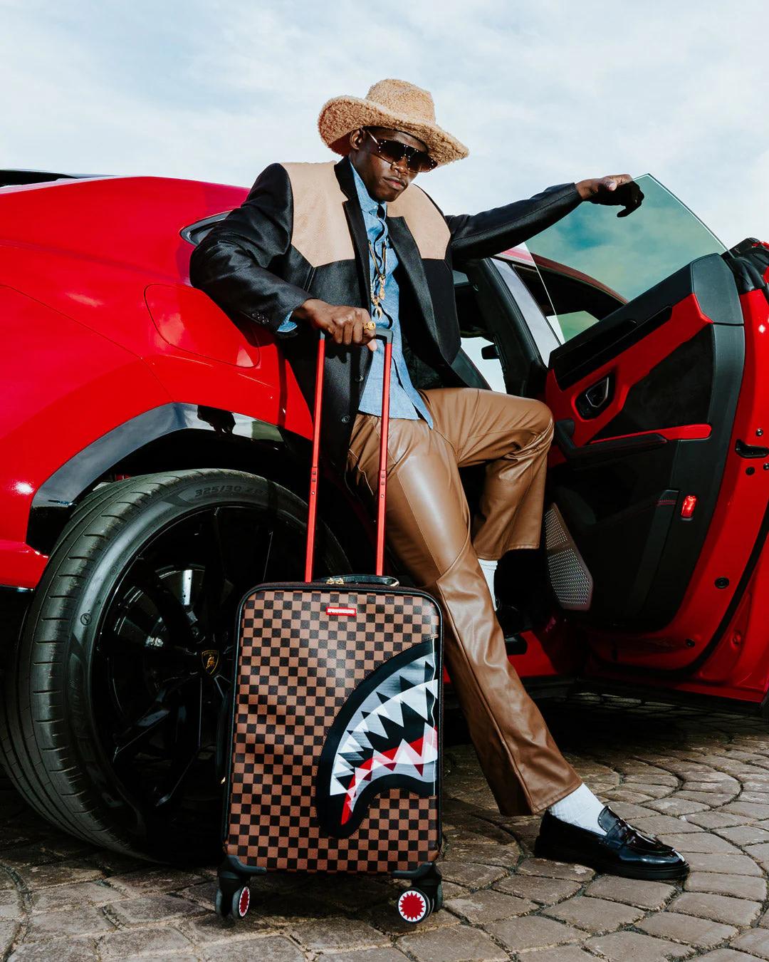 LENTICULAR EFFECTS SOFT SHELL CARRY-ON LUGGAGE | Sprayground Exclusive