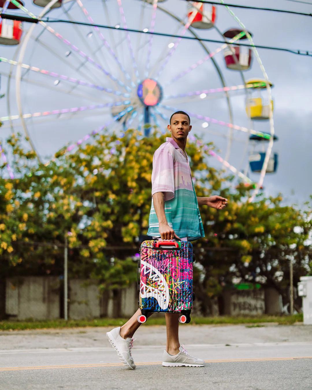 LOWER EAST SIDE HARDSHELL CARRY-ON LUGGAGE | Sprayground Signature