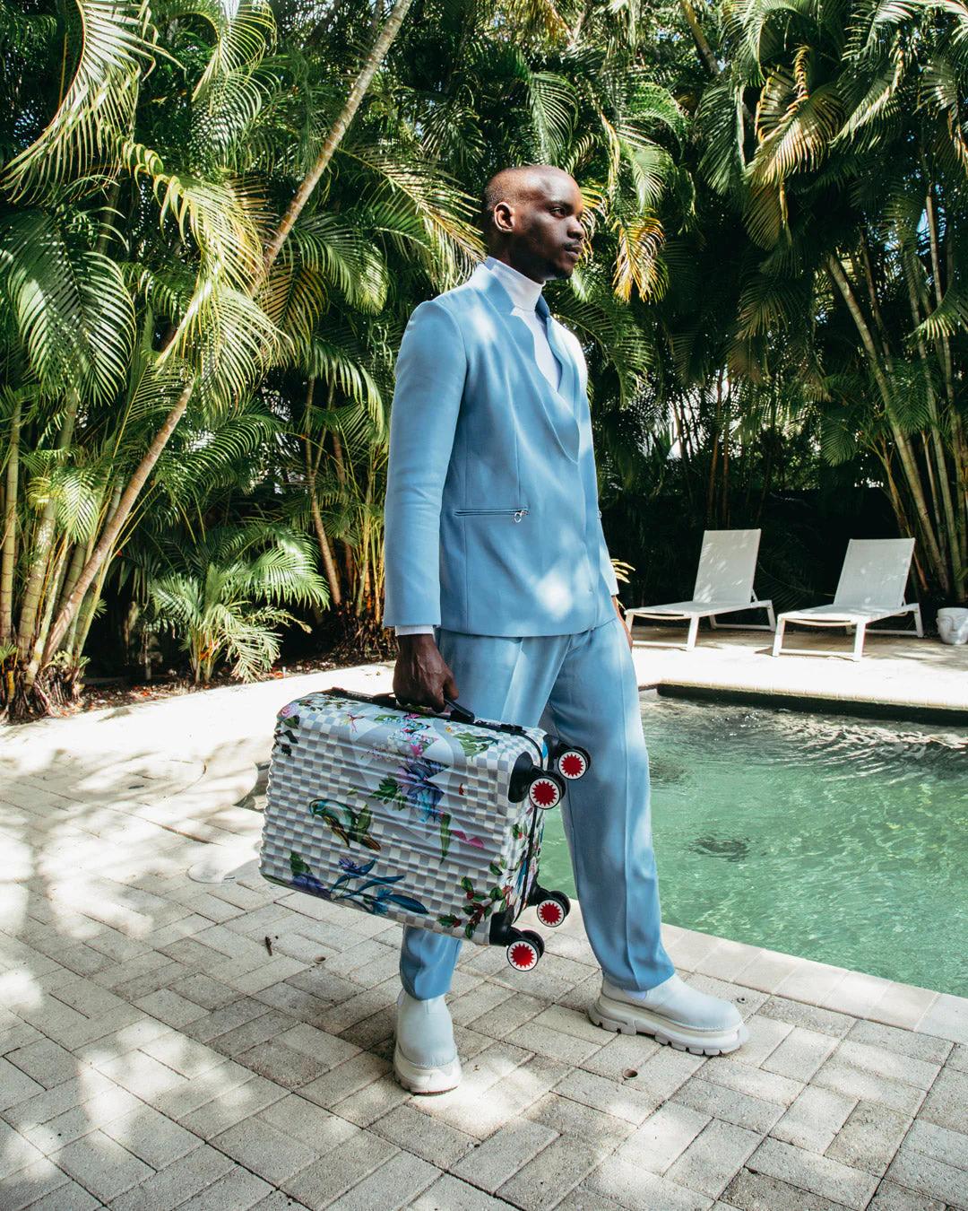 JARDIN DU PALAIS SHARKNAUTICS HARDSHELL CARRY-ON LUGGAGE | Sprayground Everyday
