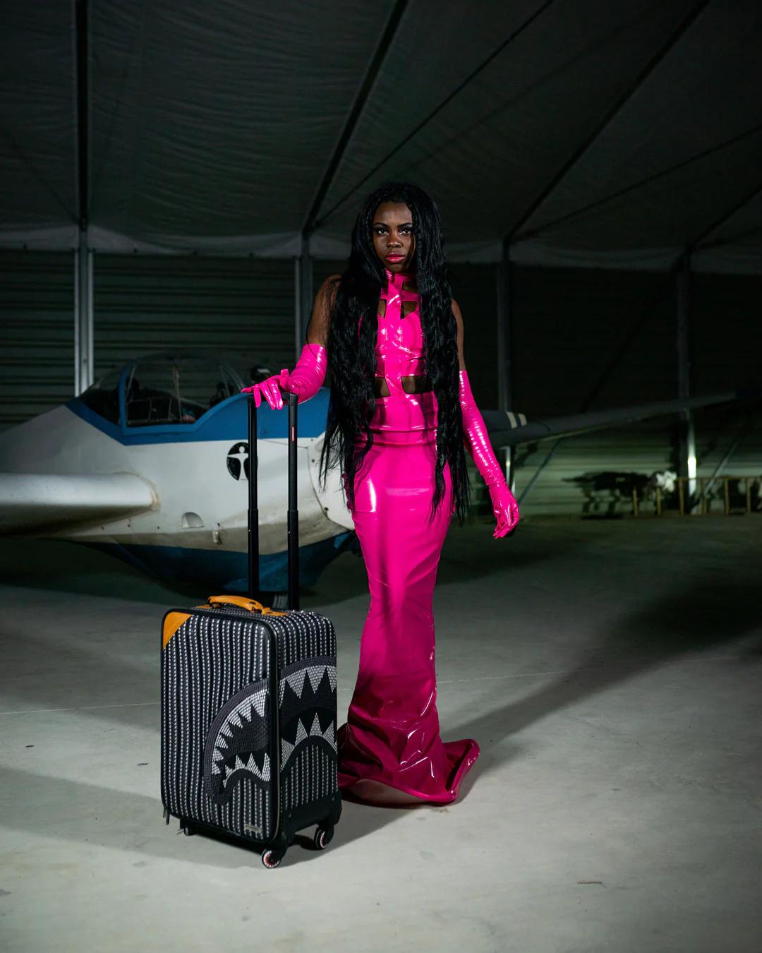 ILLUCHAINS JETSETTER CARRY-ON LUGGAGE | Sprayground Great Value