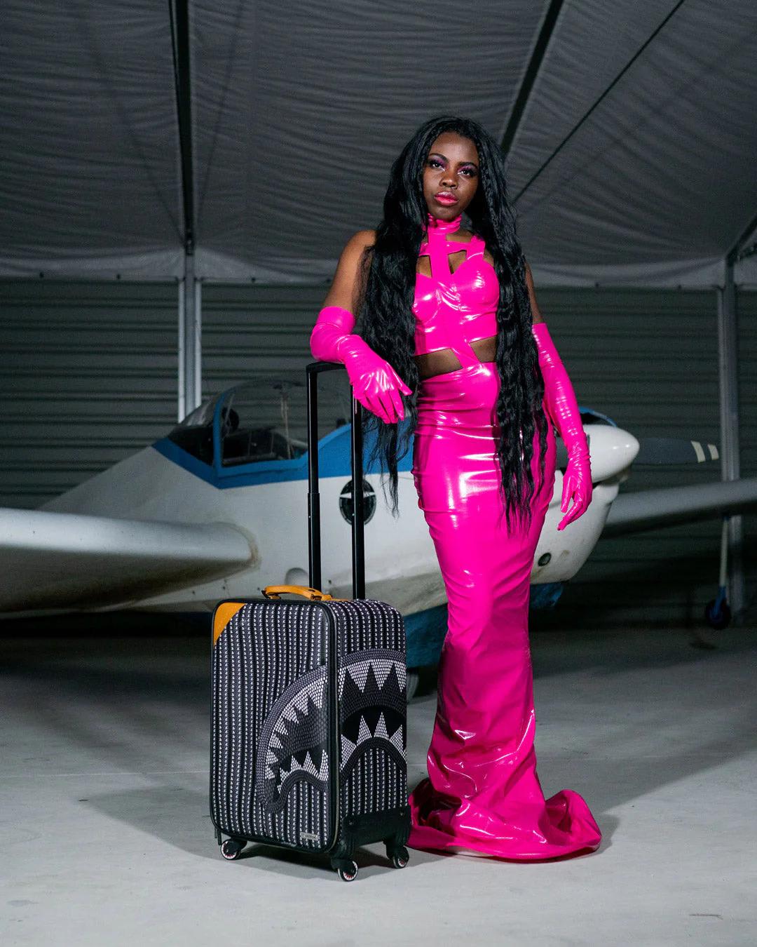 ILLUCHAINS JETSETTER CARRY-ON LUGGAGE | Sprayground Great Value