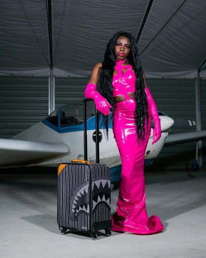 ILLUCHAINS JETSETTER CARRY-ON LUGGAGE | Sprayground Great Value