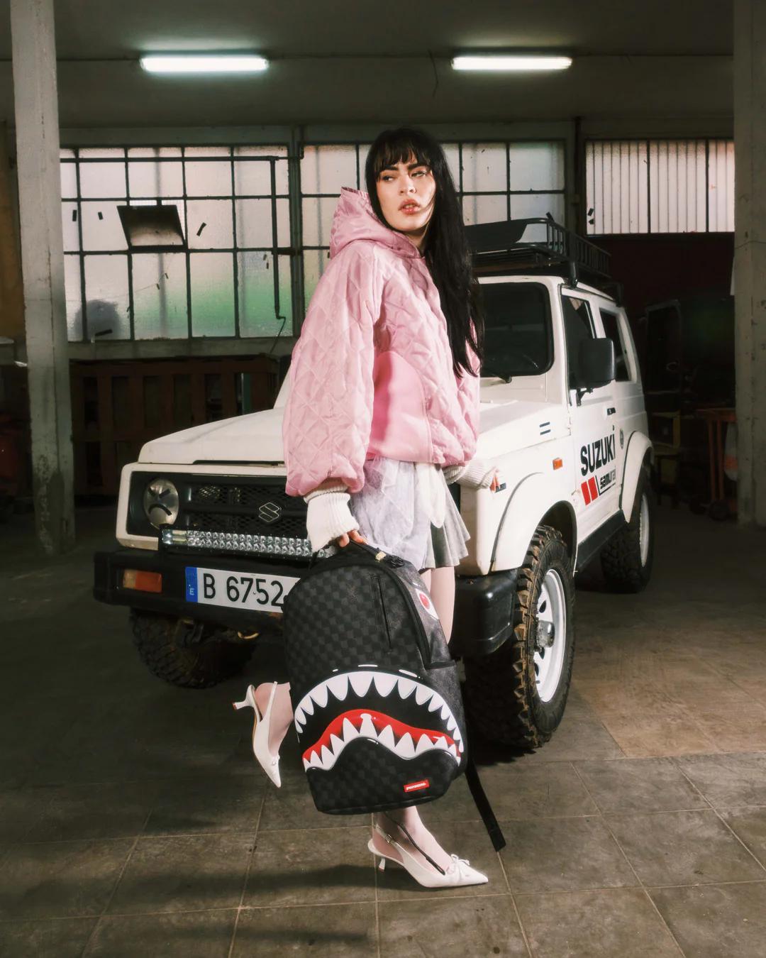 SHARKS IN PARIS HYPER PUFF BACKPACK | Sprayground Great Value
