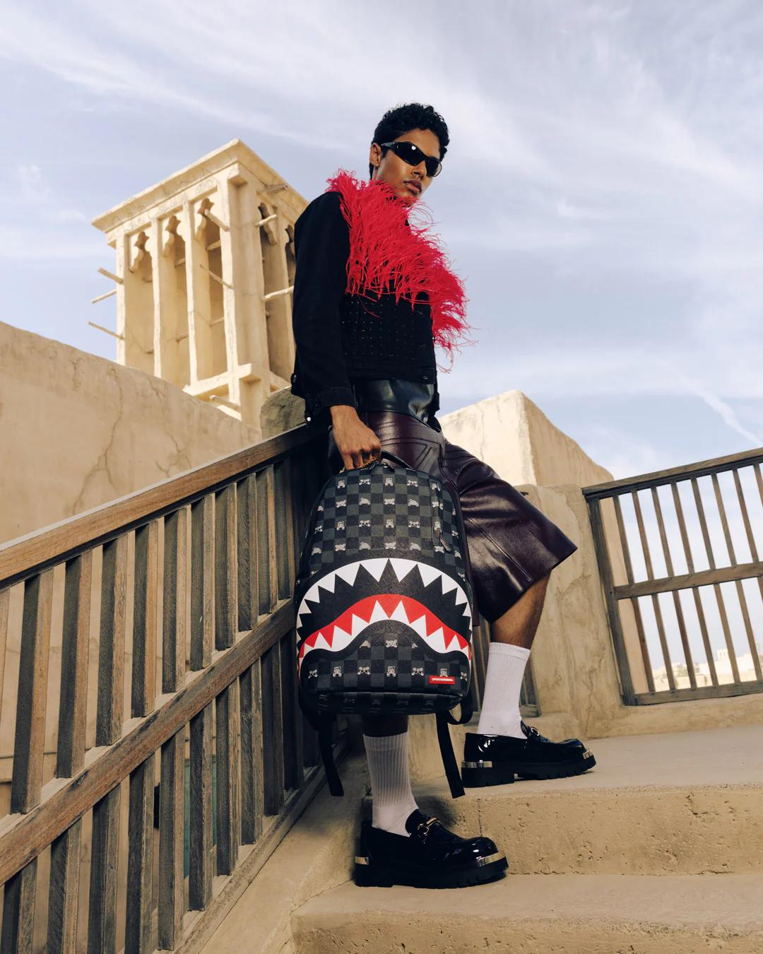 SHARK MOB HIDEOUT BACKPACK | Sprayground Essential