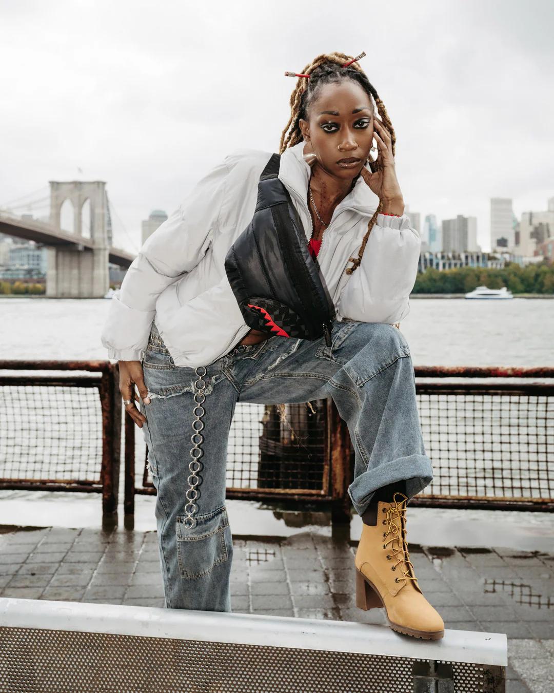 SNOWWSTORM PUFFER SAVVY CROSSBODY | Sprayground Exclusive