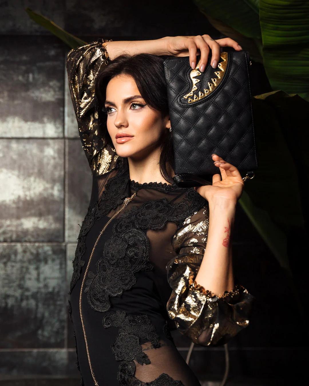 24K GENEVA CROSSOVER CLUTCH | Sprayground Signature