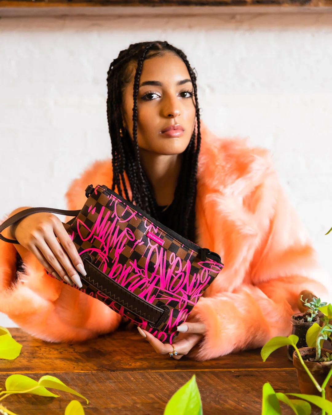 JETGRAPHIX CROSSOVER CLUTCH | Sprayground Trending