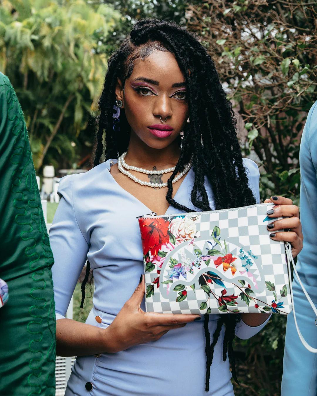 JARDIN DU PALAIS CROSSOVER CLUTCH | Sprayground Classic