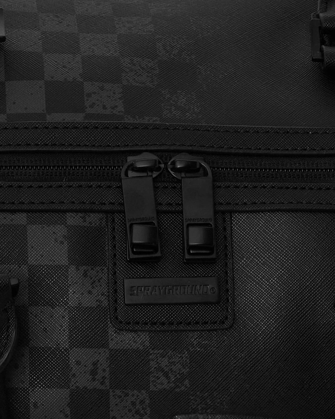 NIGHTSHARKS WORLDWIDE DUFFLE | Sprayground Exclusive