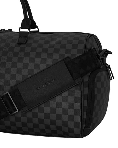 NIGHTSHARKS WORLDWIDE DUFFLE | Sprayground Exclusive