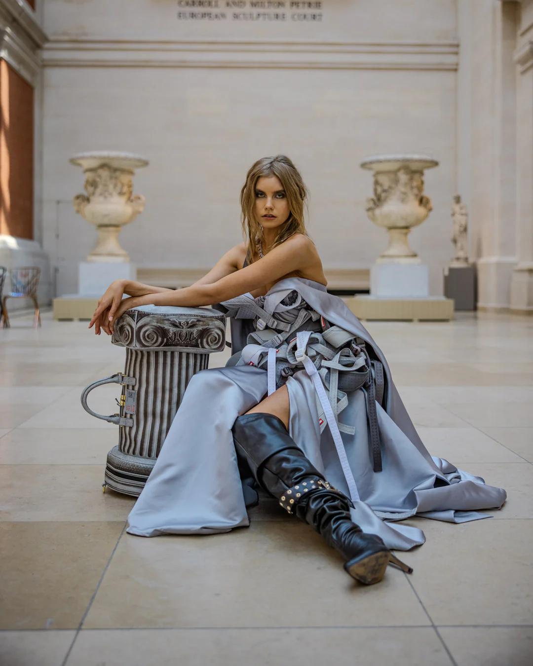 THE MET GREEK TEMPLE OF SARDIS COLUMN DUFFLE | Sprayground Essential