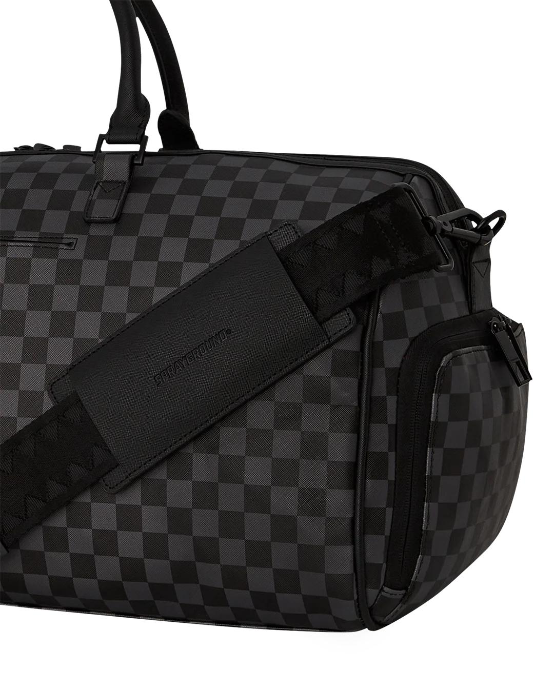SNOOPY DAY OFF DUFFLE | Sprayground Quality